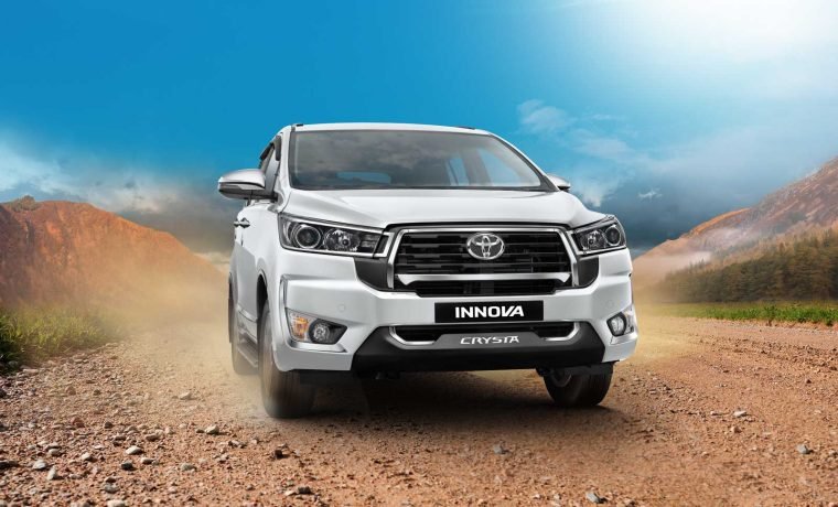 Innova Crysta – Luxury Private Himalayan Transfer